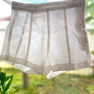 White H&M Shorts 🪡